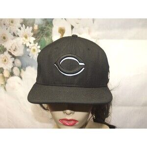 Cincinnati Reds Fitted hat Black logo with White outline 7 1/2 XL 100% Wool MLB